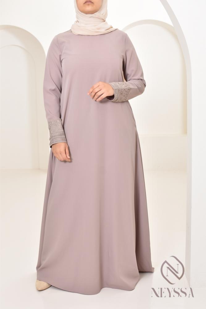 Abaya longue évasée moderne hijab