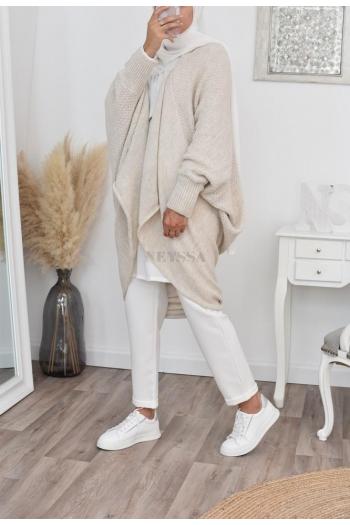 Get the look: white tee and pleated linen pants #baggy #pants #outfit  #hijab #baggypantsoutfit…