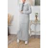 Long woollen dress for veiled woman