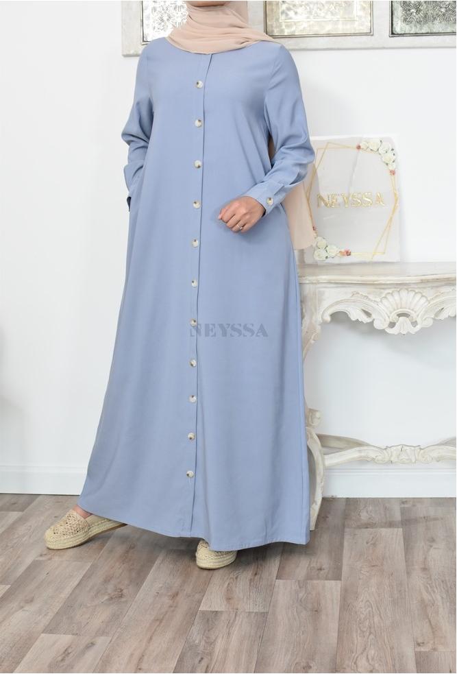 Robe ample boutonnée inspirée de la modest fashion pour femme musulmane