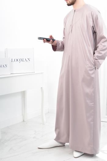 Emiratischer Qamis abaya männer nude Harun