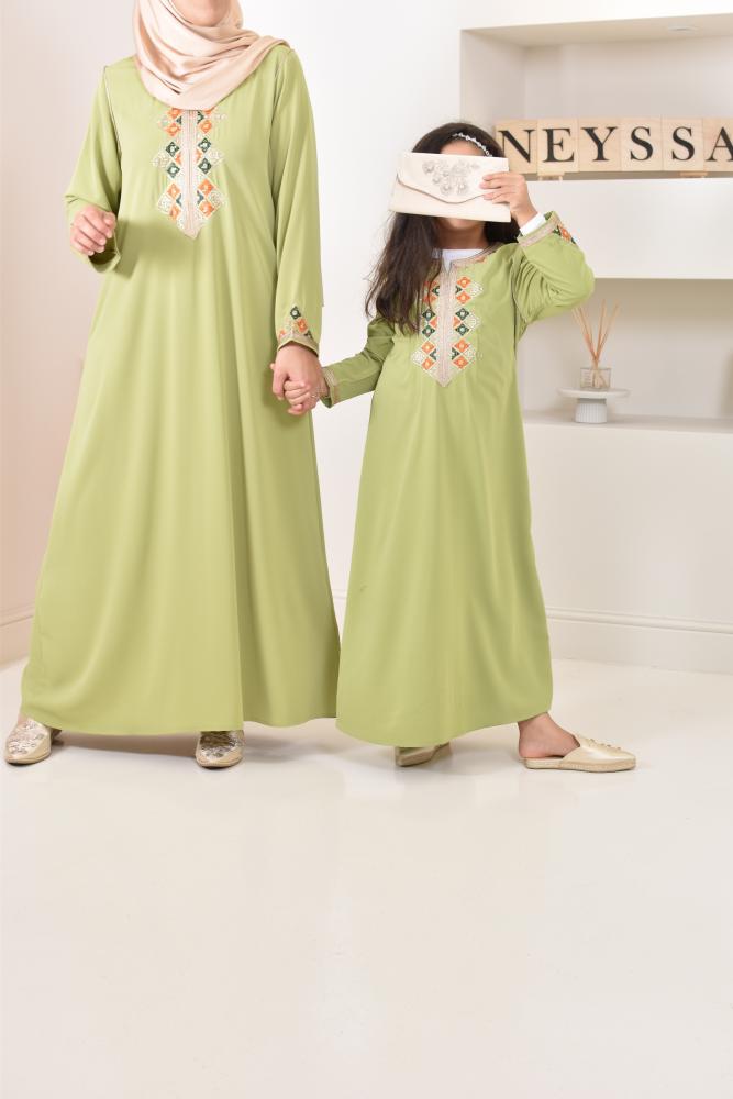 Abaya mother or daughter Nejwâa Nude